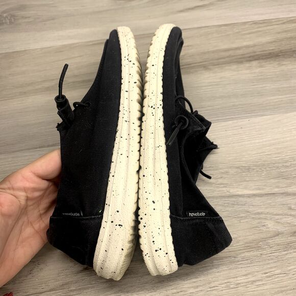 Hey Dude Wendy L Black Lightweight Casual Comfortable Slip On Shoes Size 7 - Picture 2 of 10